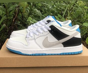Nike SB Dunk Low Laser Blue BQ6817-101