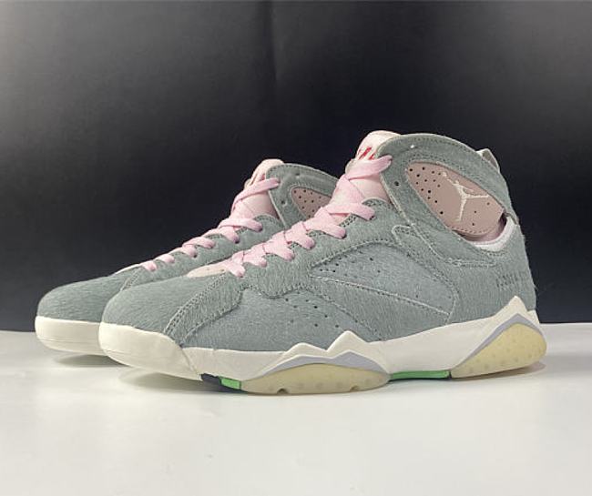 Air Jordan 7 Retro Neutral Grey CT8528-002  - 1