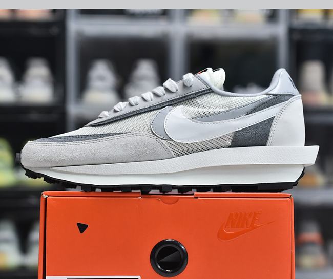 Nike LD Waffle Sacai Summit White BV0073-100 - 1
