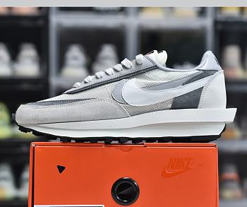 Nike LD Waffle Sacai Summit White BV0073-100