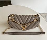 Louis Vuitton New Wave Chain Bag Taupe 24X14X9.5CM - 2