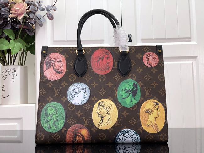 Louis Vuitton OnTheGo MM M59245 Faces Print 35x27x14cm - 1