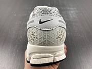 Nike Zoom Vomero 5 Photon Dust Metallic Silver FD0884-025 - 4