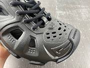 Balenciaga Mold Closed Rubber Black 702416 W2CE9 1000 - 6