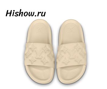 Louis Vuitton Waterfront Mule Beige 1ABMWU