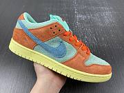 Nike SB Dunk Low Orange Emerald Rise DV5429-800 - 6