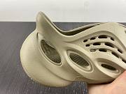 Adidas Yeezy Foam RNR Stone Salt GV6840 - 2