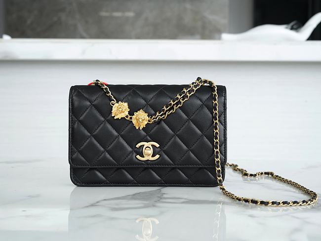 Chanel Should Bag Black 230818A Size12x19x3cm - 1