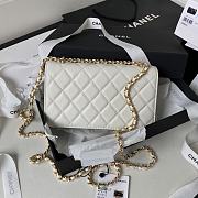 Chanel Should Bag White AP3318 Size19xxcm - 3