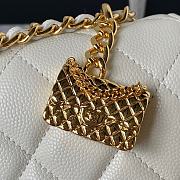 Chanel Should Bag White AP3318 Size19xxcm - 5