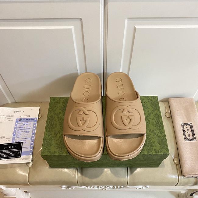 Gucci Interlocking G Platform Slip-On Slides Beige - 1