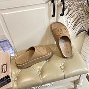 Gucci Interlocking G Platform Slip-On Slides Beige - 3