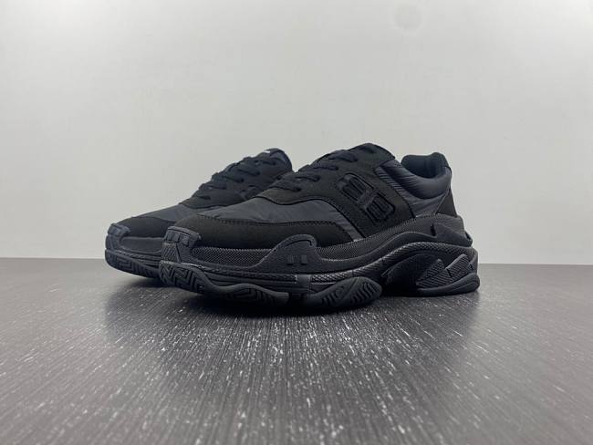 Balenciaga Triple S Nylon Black 710157W3CU11000 - 1