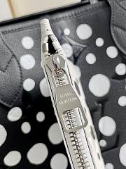 Louis Vuitton Neverfull Bag Black Spot Size 31x28x14cm - 6