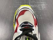 Balenciaga Runner Green Red 772774 W3RNY 0509 - 3