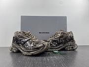 Balenciaga Runner Graffiti Beige Black 677403 W3RBQ 2010 - 6