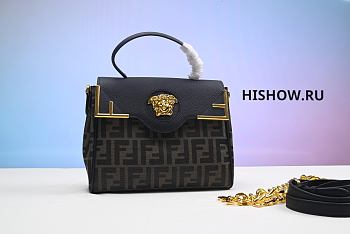 Versace Medusa Bag No1