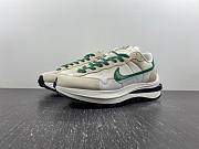 Nike Vaporwaffle Sacai Tour Green DD1875-102 - 1