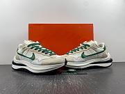 Nike Vaporwaffle Sacai Tour Green DD1875-102 - 4
