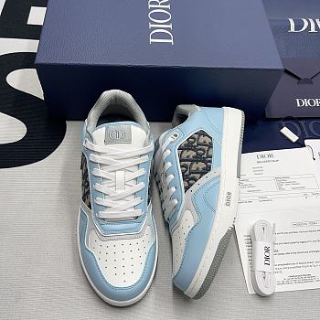 Dior B27 Low Light Blue White and Dior Gray Smooth Calfskin with Beige and Black