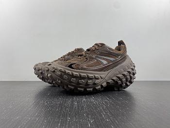 Balenciaga Defender Brown 685613-W2RB5 2408