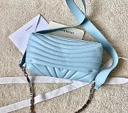 Givenchy 4G Soft Bag in Quilted Leather with Chain Blue 25x15x6cm  - 6
