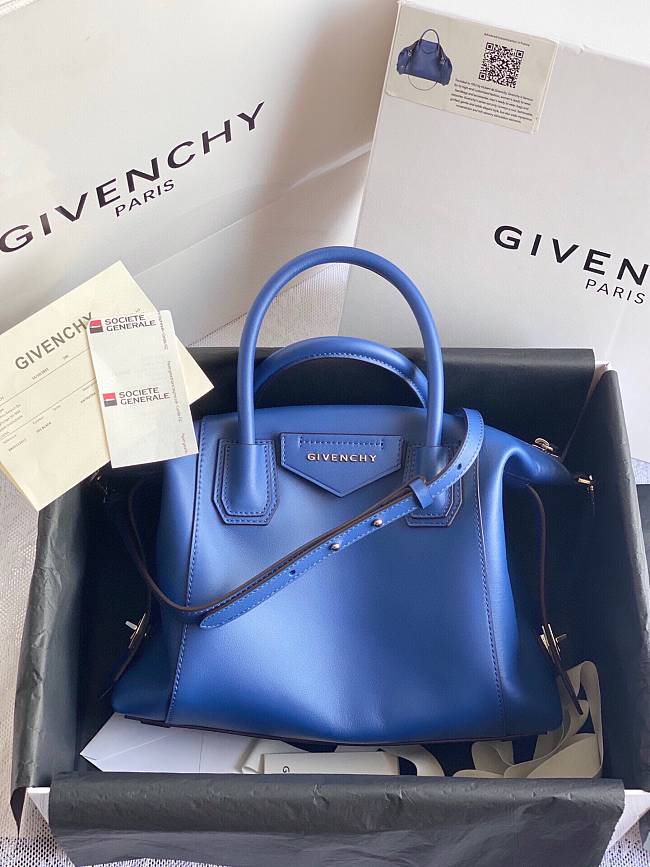 Givenchy Antigona Bag in Box Leather Blue Size 45x9x35cm - 1