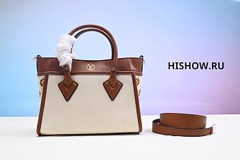 Louis Vuitton Bag No26