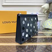 Louis Vuitton Pochette Voyage M81934 SIZE 26X20CM - 2