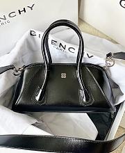 Givenchy Antigona Stretch Bag in Box Leather Black Size 22x8x12cm - 2