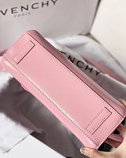 Givenchy Antigona Stretch Bag in Box Leather Pink Size 22x8x12cm - 3