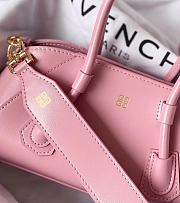 Givenchy Antigona Stretch Bag in Box Leather Pink Size 22x8x12cm - 4