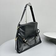 Givenchy Voyou Bag in Leather Black Size 40x27x6cm - 4