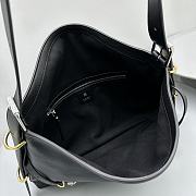 Givenchy Voyou Bag in Leather Black Size 40x27x6cm - 6