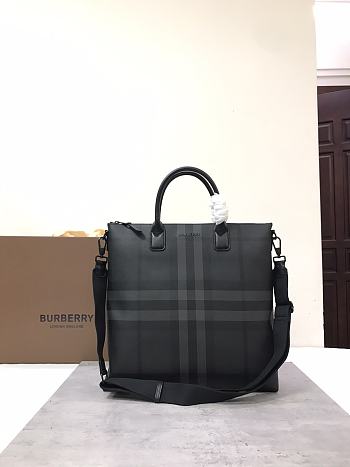 Burberry Tote Bag Black 39.12.38CM