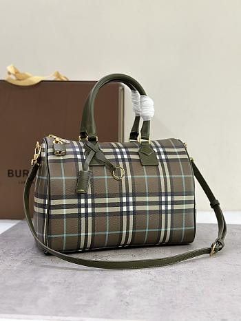 Burberry Tote Dark Green Bag 30.15.21CM