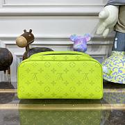 Louis Vuitton Dopp Kit toilet pouch M10144 SIZE 28x15x16.5CM - 2