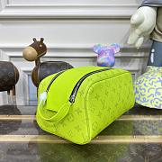 Louis Vuitton Dopp Kit toilet pouch M10144 SIZE 28x15x16.5CM - 3