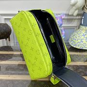 Louis Vuitton Dopp Kit toilet pouch M10144 SIZE 28x15x16.5CM - 4