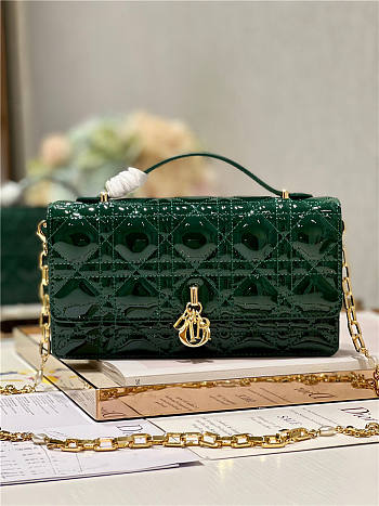 Dior Bag Latte Patent Jade Green Cannage Calfskin 21x11x4cm