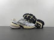 Nike V2K Run Summit White Metallic Silver FD0736-100 - 6
