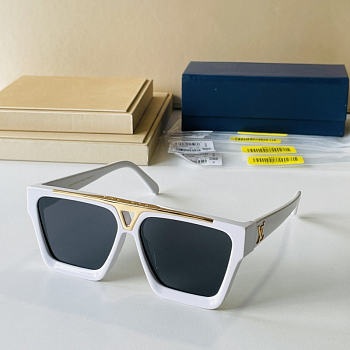 LV 1.1 Evidence Sunglasses White Z1502E