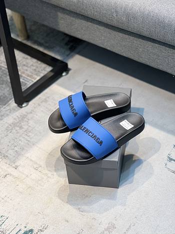 Balenciaga Pool Slide Sandal In Black Blue