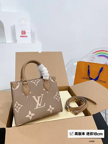LV OnTheGo BB Beige Cream Size 18 x 15 x 8.5 cm