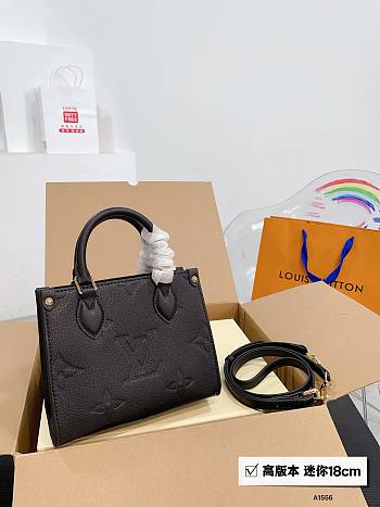 LV OnTheGo BB Black Size 18 x 15 x 8.5 cm