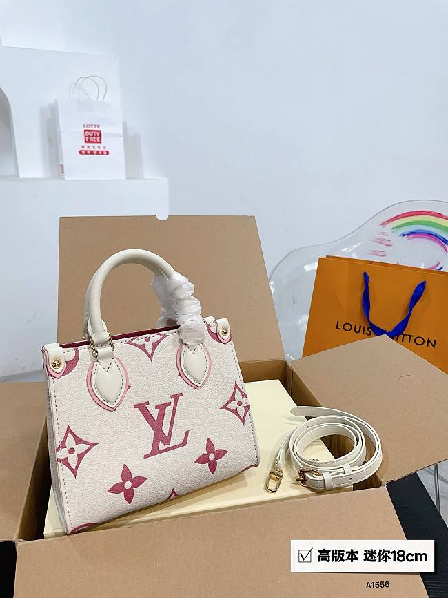 LV OnTheGo BB White Pink Size 18 x 15 x 8.5 cm - 1
