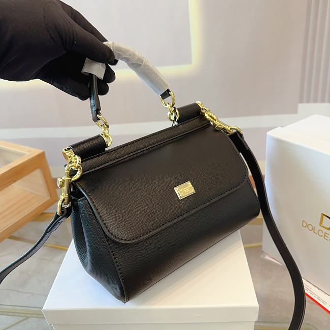 D&G Borsa a Mano Black Size 13 x 19 x 6CM - 1