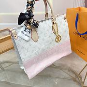 LV OnThe Go BB 26 Size 25 x 19 x 11.5 cm - 1