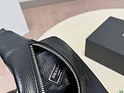 Prada Vitello Daino Body Bag 26x37x10cm - 2