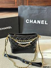 Chanel Gabrielle Hobo Bag Black Size 18x6x16cm - 5